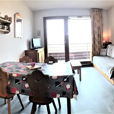 Spacieux, Proche Des Pistes, Balcon - Fr-1-267-252 아파트 르코비어